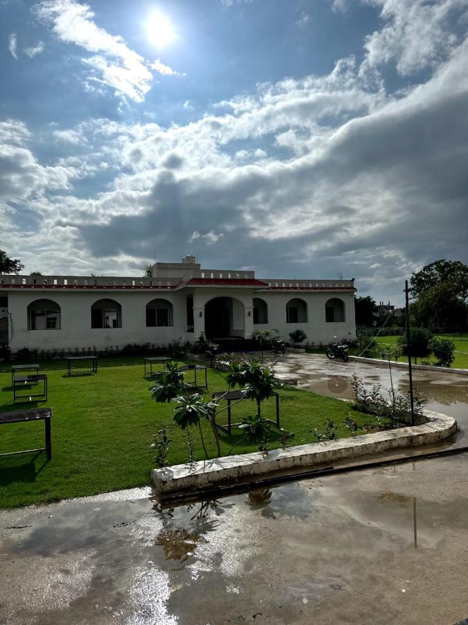 The Ratan Resort & Retreat Pushkar Bagian luar foto